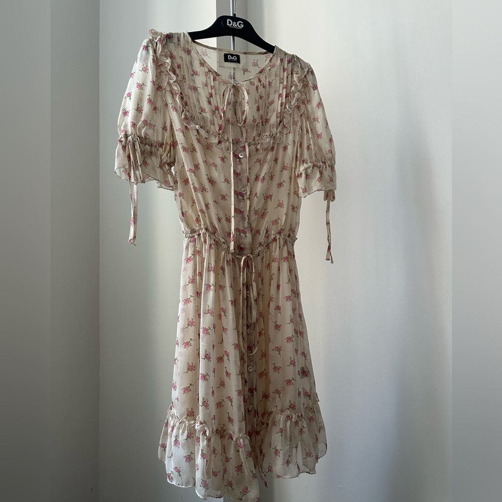 Dolce&Gabbana Silk Dress with Pink Floral Ruffle Details